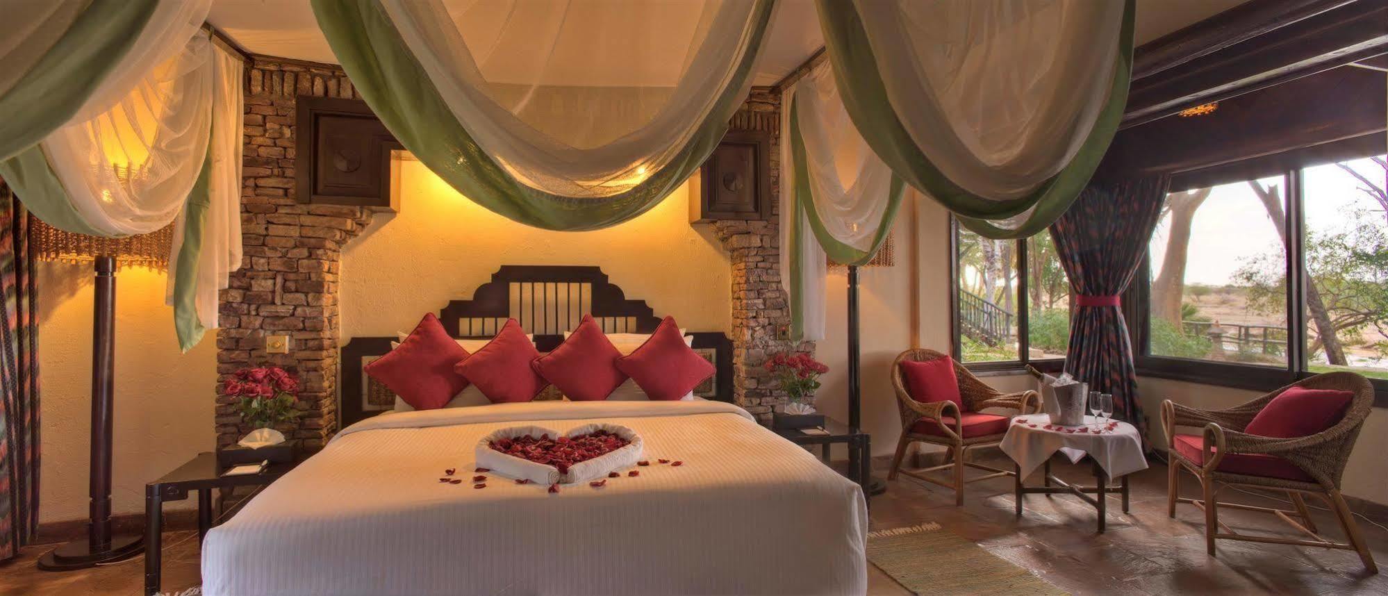 Sarova Shaba Game Lodge Archers Post Εξωτερικό φωτογραφία