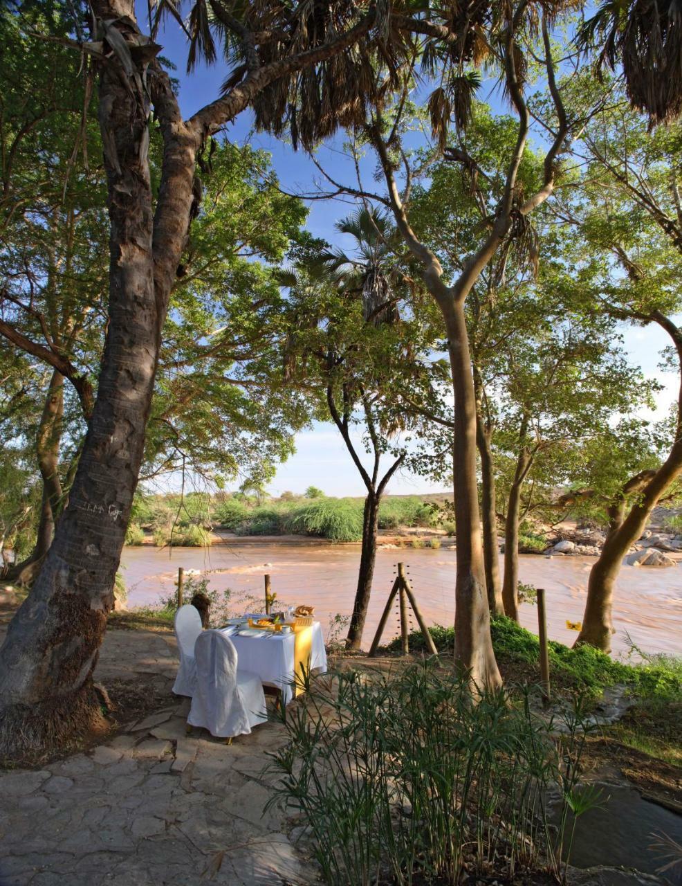 Sarova Shaba Game Lodge Archers Post Εξωτερικό φωτογραφία