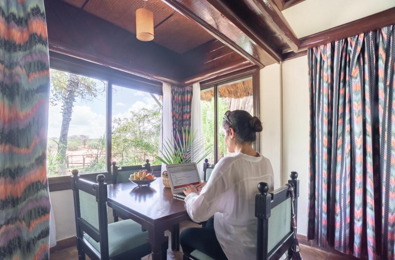 Sarova Shaba Game Lodge Archers Post Εξωτερικό φωτογραφία