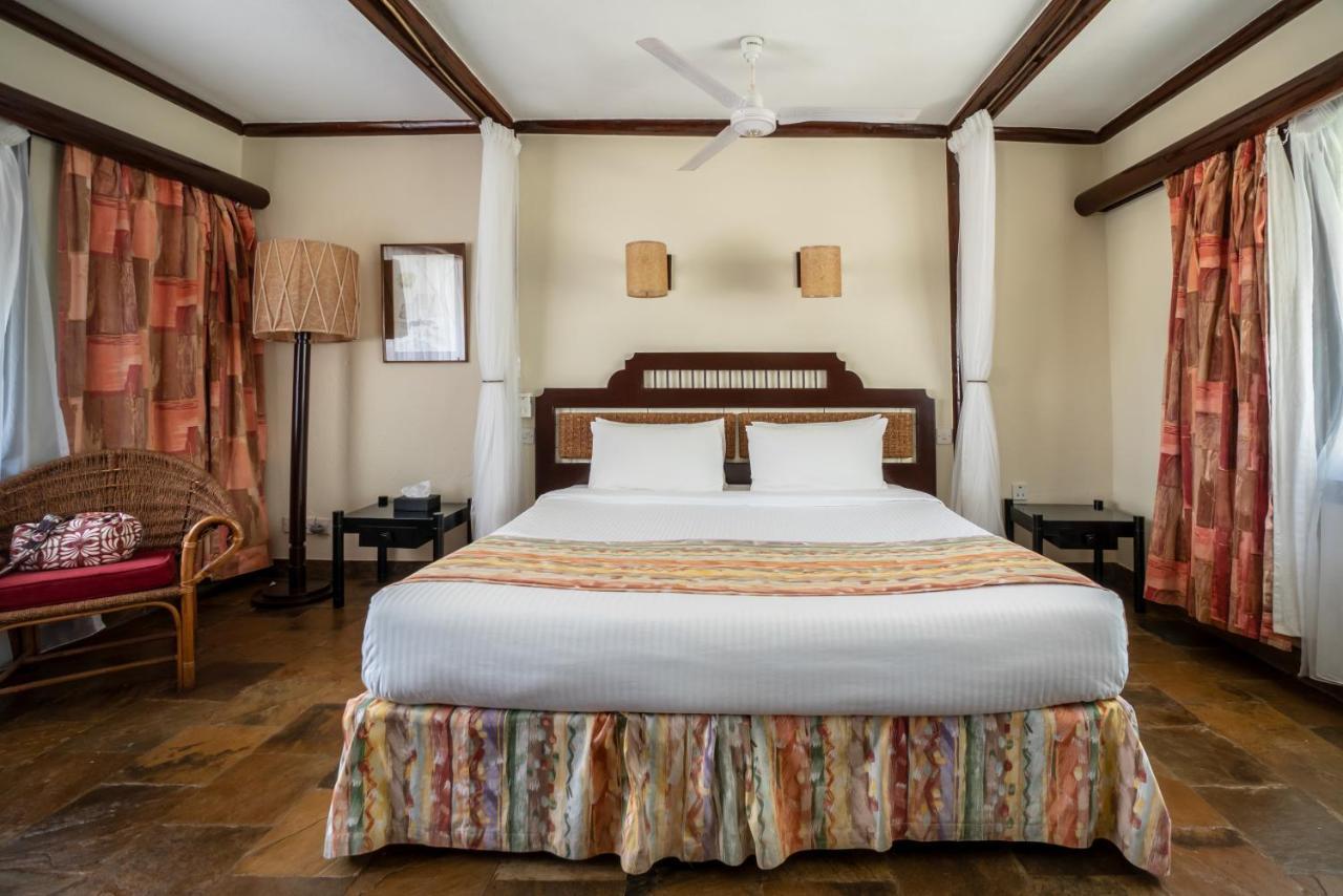 Sarova Shaba Game Lodge Archers Post Εξωτερικό φωτογραφία