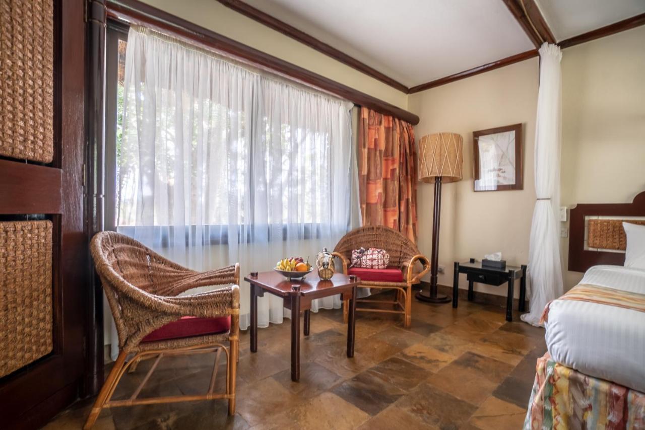 Sarova Shaba Game Lodge Archers Post Εξωτερικό φωτογραφία